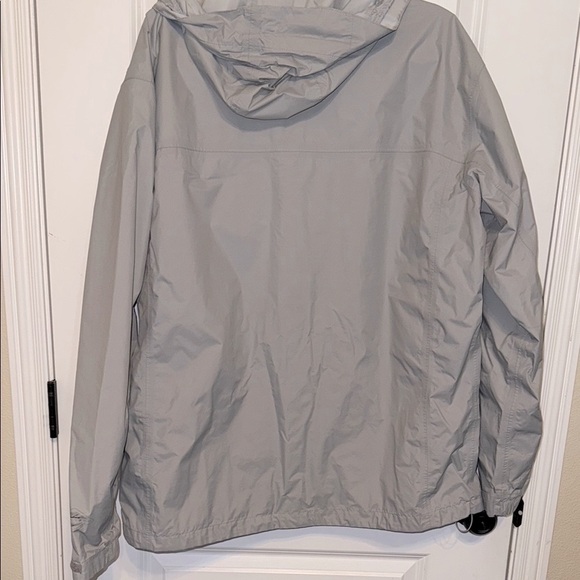 Columbia Gray Hooded Packable Jacket Size XL - Picture 5 of 7